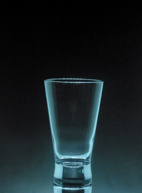 Verre | Eau et Drink forme en V